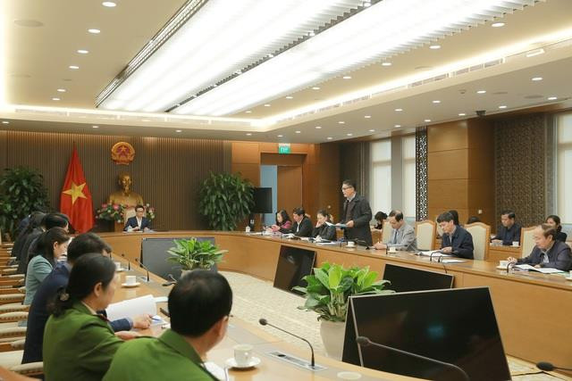 Tăng cường kiểm tra bếp ăn tập thể, kinh doanh thực phẩm qua mạng - 1