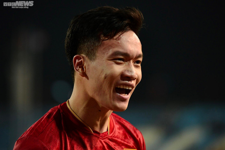 Trực tiếp bóng đá Việt Nam 3-0 Malaysia: Hoàng Đức ghi bàn - 4