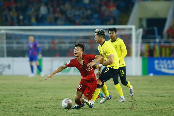Trực tiếp bóng đá Việt Nam 3-0 Malaysia: Hoàng Đức ghi bàn - 5