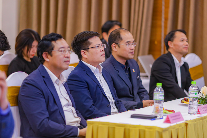 Ý tưởng chăm cây ăn quả độc lạ đạt giải Nhất thi khởi nghiệp ĐH Quốc gia Hà Nội - 2