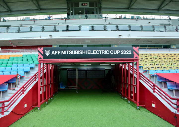 Tủi thân nhìn sân tuyển Việt Nam đá ở Singapore so với sân quốc gia Mỹ Đình - 2