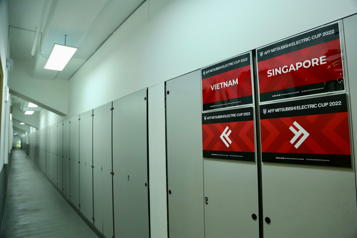 Tủi thân nhìn sân tuyển Việt Nam đá ở Singapore so với sân quốc gia Mỹ Đình - 5