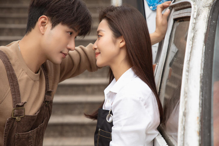 Sao Việt 29/12: Danh hài Thúy Nga khoe con gái 11 tuổi xinh xắn - 5