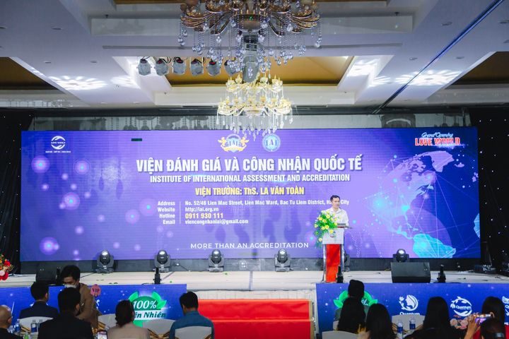 Viện IAI trao chứng nhận sản phẩm thiên nhiên cho 10 sản phẩm Love World - 1