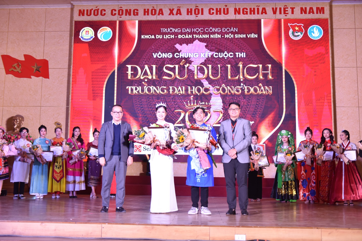 Chung kết cuộc thi 'Đại sứ du lịch' trường Đại học Công đoàn lần thứ I - 3