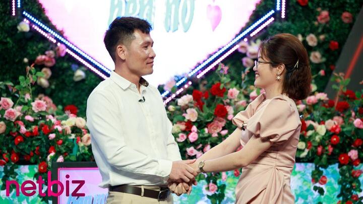 Chàng kỹ sư ngủ công viên để gặp bạn gái, quyết định kết hôn sau 5 tháng hẹn hò - 1