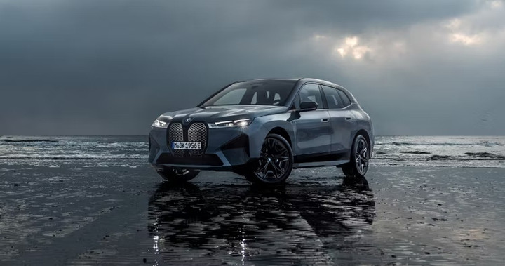 Những mẫu xe điện gây ấn tượng nhất năm 2022 - 4