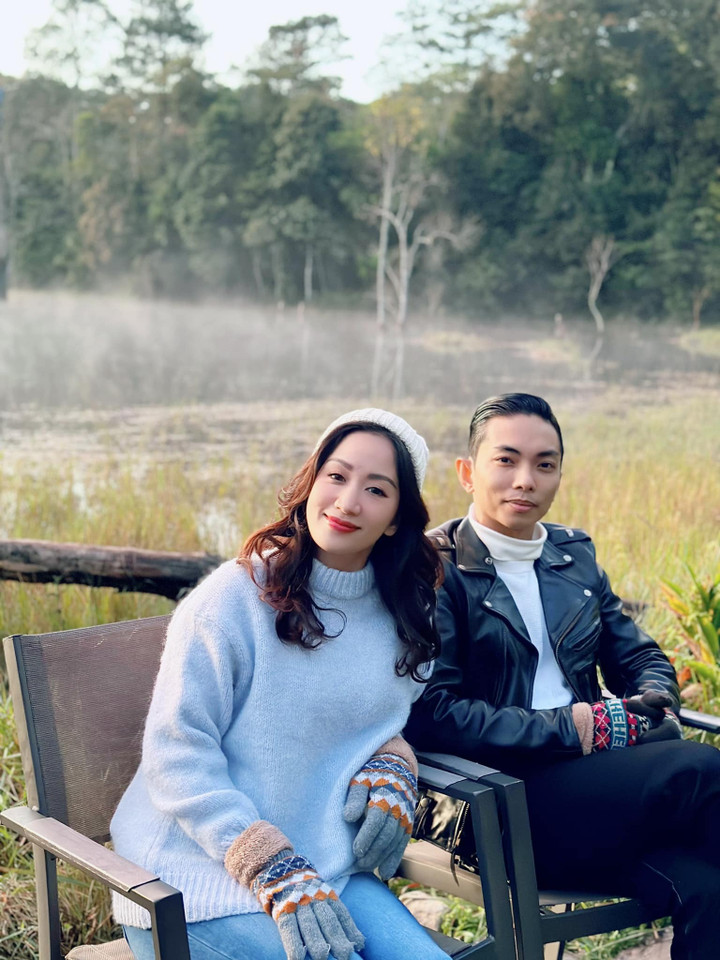 Sao Việt 31/12: Lệ Quyên khoe nhan sắc, Thương Tín chạy show cuối năm - 5