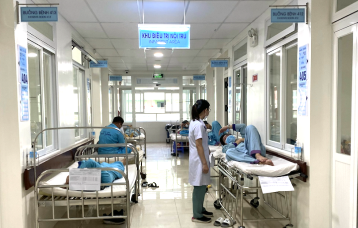 Đà Nẵng phấn đấu để 100% người cao tuổi có thẻ bảo hiểm y tế - 1