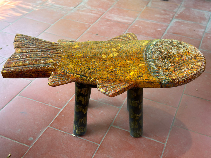 Bộ bàn ghế 7 con mèo 'độc nhất vô nhị' giá 1 tỷ đồng chào Tết Quý Mão 2023 - 1