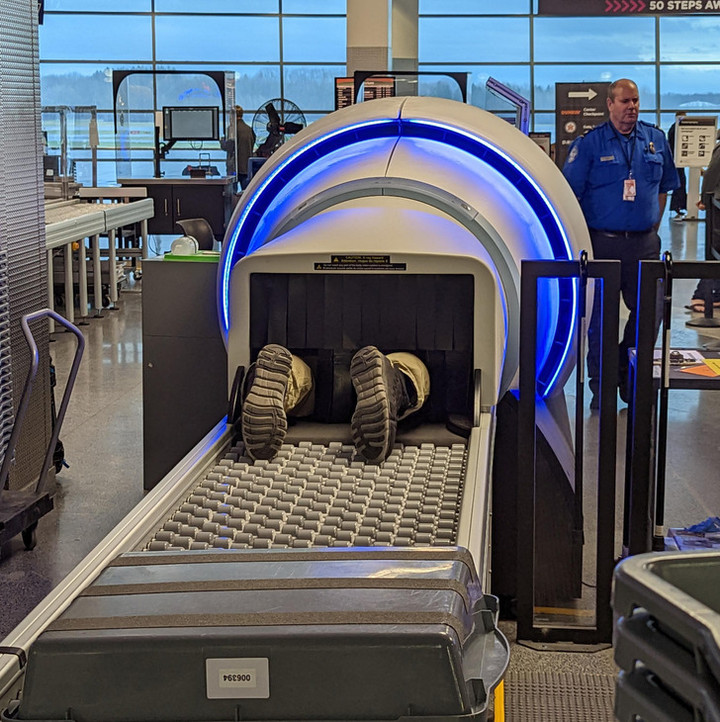 Những khoảnh khắc đời thường có thể gây cười hơn cả xem phim hài - 9