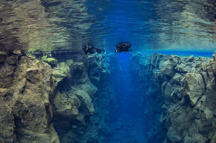 Khe nứt Silfra: Nơi duy nhất ở thế giới bạn có thể chạm vào hai lục địa cùng lúc - 5