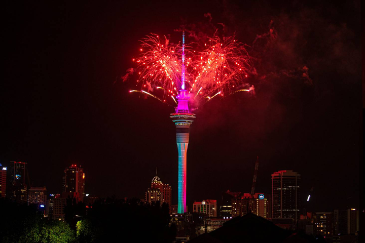 New Zealand đón năm 2023 với màn trình diễn pháo hoa rực rỡ - 2