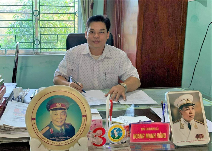 Chủ tịch UBND xã rút tiết kiệm đóng BHXH tự nguyện cho vợ - 1