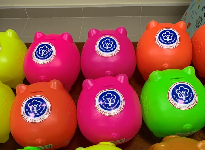 Điểm sáng từ mô hình nuôi ‘heo đất tiết kiệm tham gia BHXH tự nguyện’ - 1