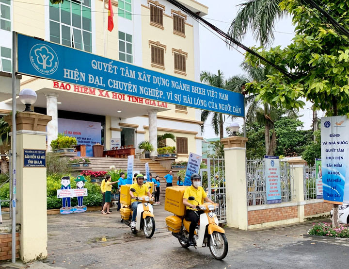 Tăng cường các biện pháp hoàn thành chỉ tiêu phát triển BHXH, BHYT năm 2022 - 1