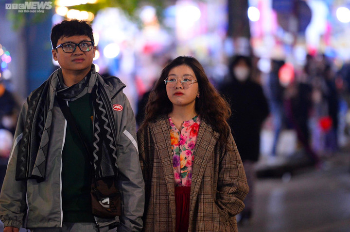 Việt Nam cùng thế giới đón năm mới 2023 - 30