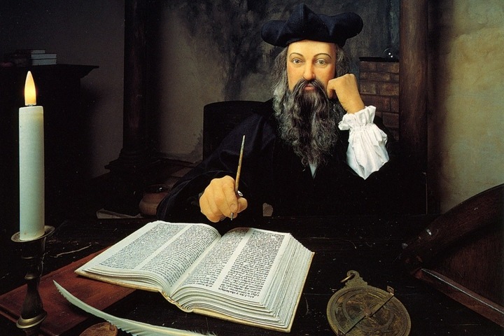 Lời sấm truyền Nostradamus dự đoán thế giới đầy biến động năm 2023 - 2