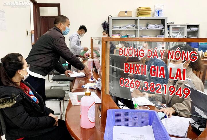 Người dân tích cực tham gia bảo hiểm tự nguyện - 2