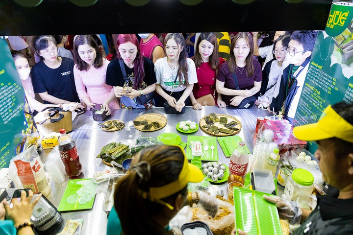 Bùng nổ với phố ẩm thực đêm tại khu đô thị Vinhomes Grand Park - 7