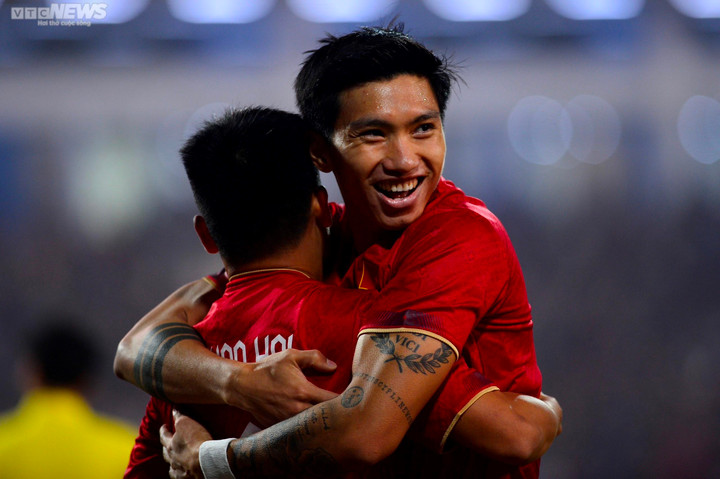 Trực tiếp bóng đá Việt Nam 3-0 Myanmar: Thế trận áp đảo - 10