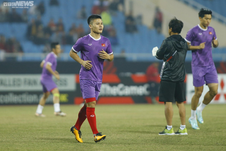 Trực tiếp bóng đá Việt Nam 3-0 Myanmar: Thế trận áp đảo - 15