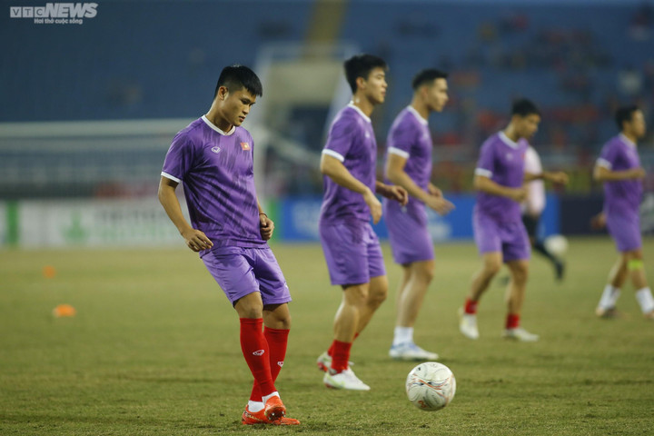 Trực tiếp bóng đá Việt Nam 3-0 Myanmar: Thế trận áp đảo - 16