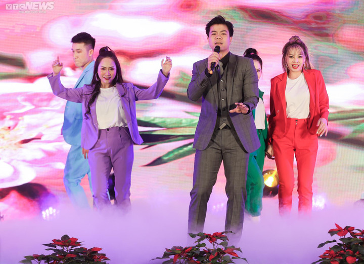 90 phút đầy cảm xúc với gala ‘Thắp lên ngọn lửa’ trên sóng Đài VTC - 3