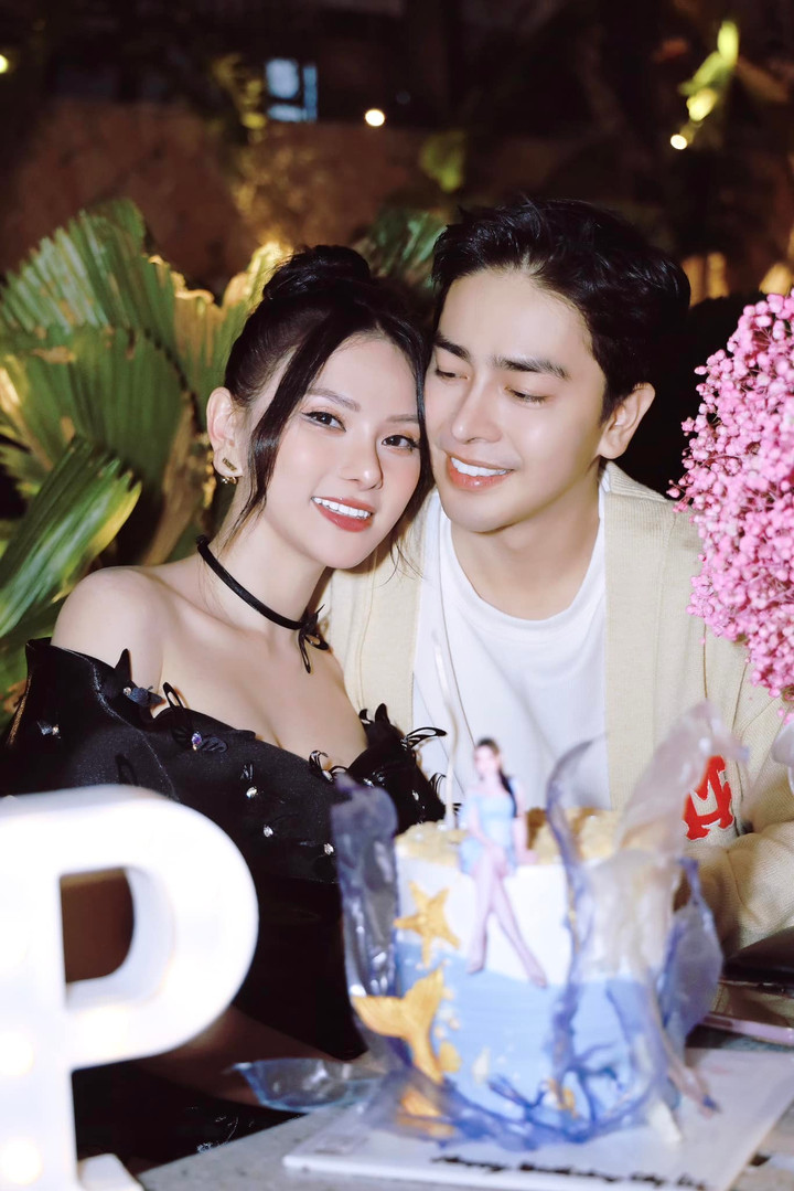 Sao Việt 6/1: Tự Long, Xuân Bắc hoá ông bà già trong chương trình hài Tết - 5