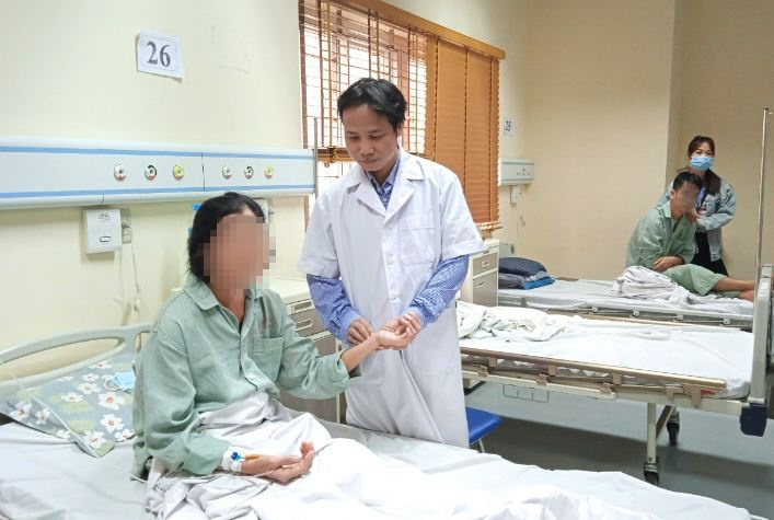 Kỳ lạ người phụ nữ đi tiểu ra 'thạch', bác sĩ chỉ ra nguyên nhân - 1