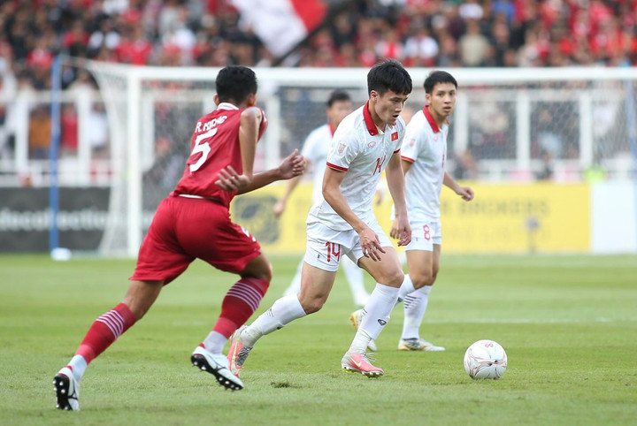 Trực tiếp bóng đá Indonesia 0-0 Việt Nam: Chờ bàn thắng ở trận lượt về - 1