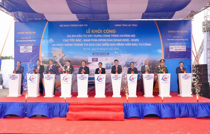 Vinaconex nằm trong Top 50 doanh nghiệp xuất sắc nhất Việt Nam năm 2022 - 2