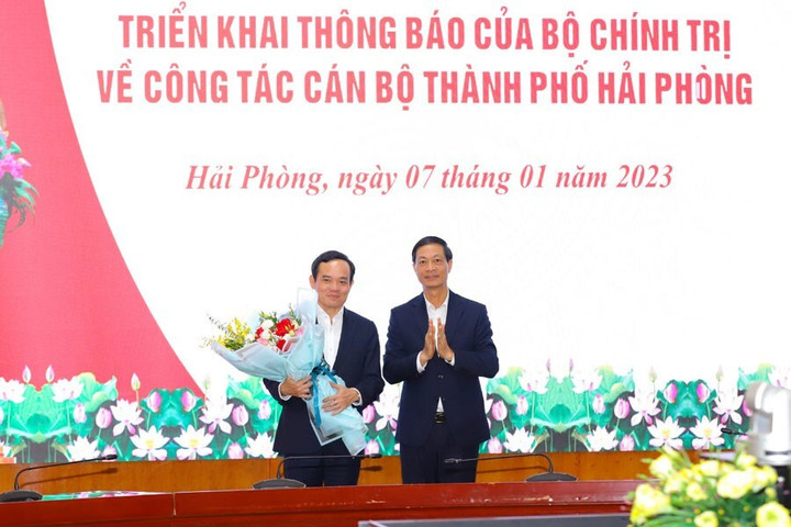 Ông Đỗ Mạnh Hiến điều hành Đảng bộ Thành phố Hải Phòng - 1