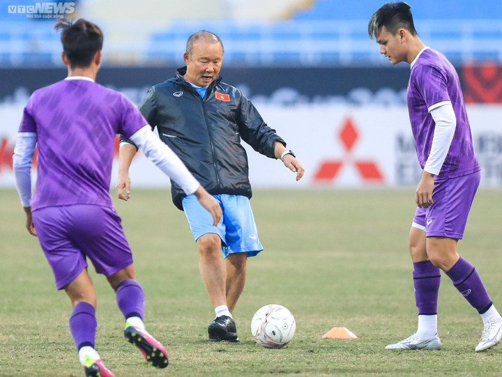 Tuyển Việt Nam tập buổi cuối, sẵn sàng đấu bán kết lượt về với Indonesia - 8