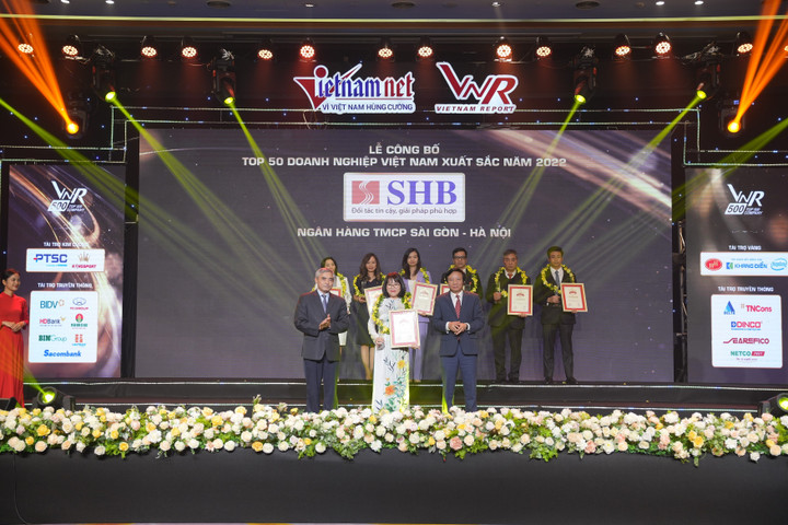 SHB lần thứ 4 được vinh danh Top 50 doanh nghiệp xuất sắc nhất năm 2022 - 1