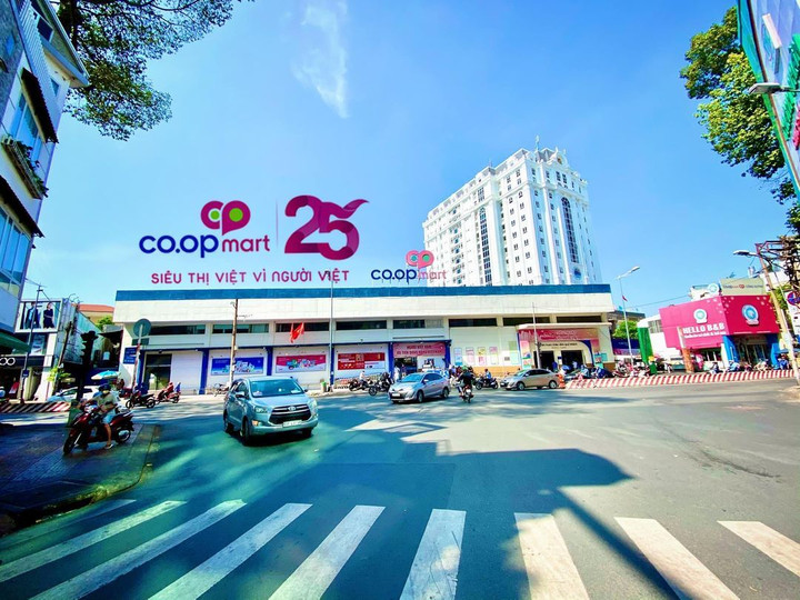 Saigon Co.op lần thứ 2 được trao giải 'Thương hiệu vàng TP.HCM' - 2