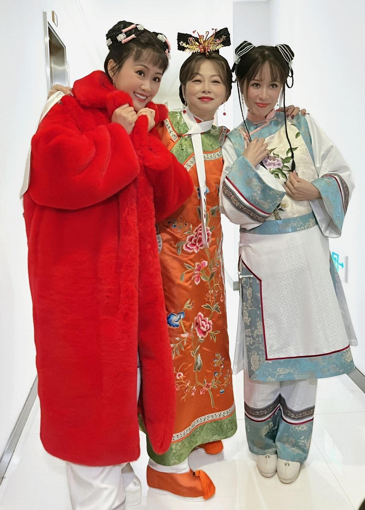 Dàn mỹ nhân 'Lộc đỉnh ký' sống thế nào sau 25 năm? - 4