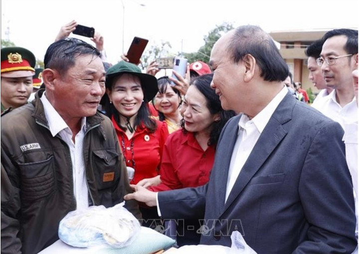 Chủ tịch nước dự chương trình 'Tết nhân ái' Xuân Quý Mão tại Kiên Giang - 1