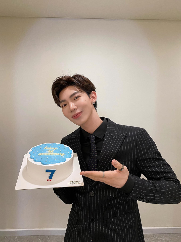 Sao Việt 12/1: Hương Giang phủ nhận có tình mới, NSND Hồng Vân 'hẹn hò' ở Đà Lạt - 6