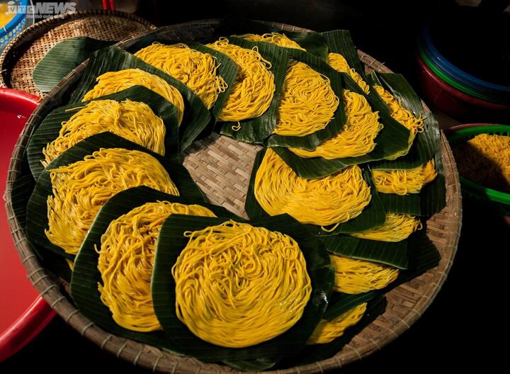 Truyền nhân giữ nghề làm bún bắp - 5