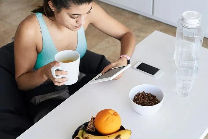 Uống cà phê khi bụng đói có sao không? - 1