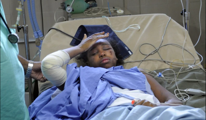 Sống sót kỳ diệu: Rơi máy bay, một mình giữa đại dương, bé 12 tuổi vẫn thoát nạn - 2