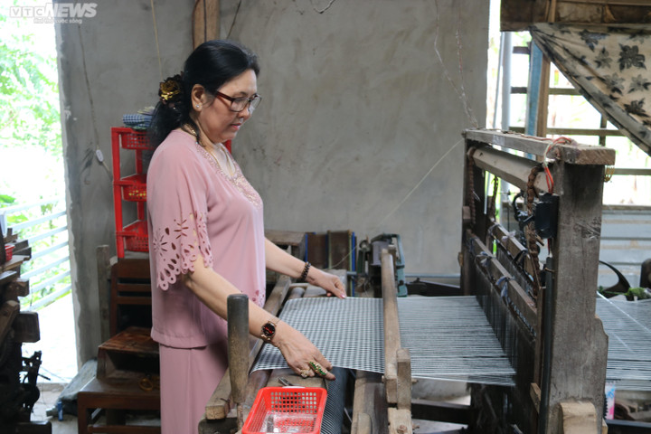 Ảnh: Làng nghề dệt khăn rằn trăm tuổi ở miền Tây - 5
