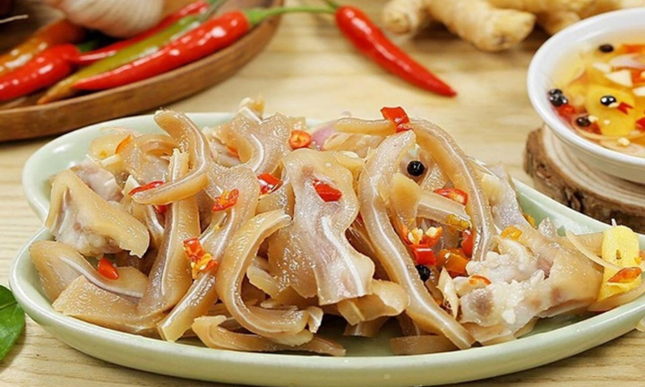 Cách làm tai heo ngâm mắm chua ngọt ăn Tết - 1
