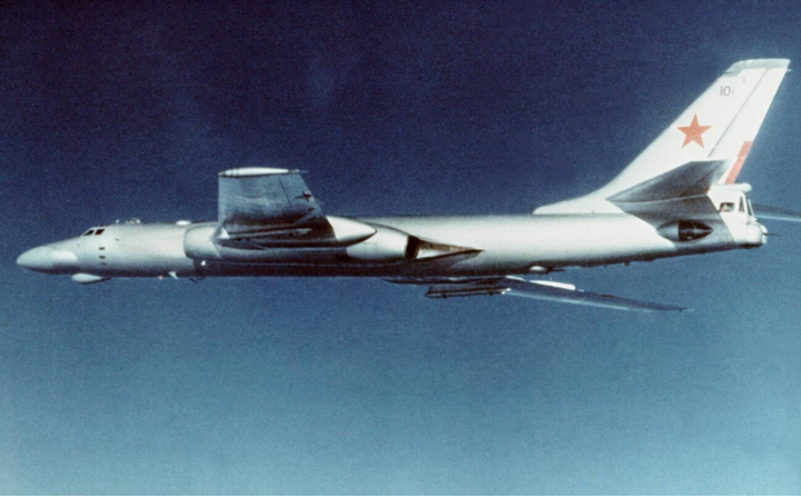 Sống sót kỳ diệu: Cô gái Nga rơi từ độ cao hơn 5km - 1