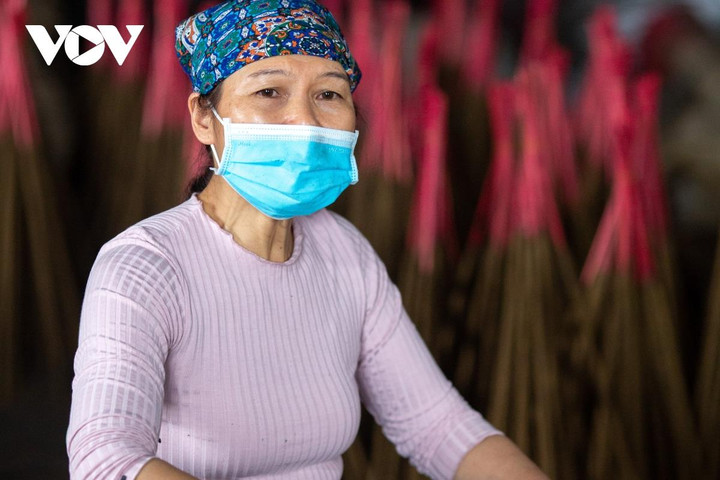 Cảnh tất bật ở làng làm hương khổng lồ Hải Dương ngày cận Tết - 2