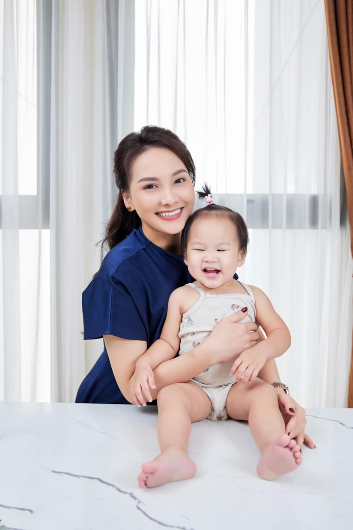 Sao Việt 14/1: Lâm Bảo Châu mua vàng tặng mẹ Lệ Quyên - 8