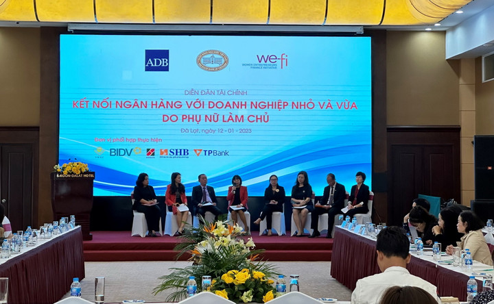 BIDV tham gia diễn đàn kết nối ngân hàng và DNNVV do phụ nữ làm chủ - 2