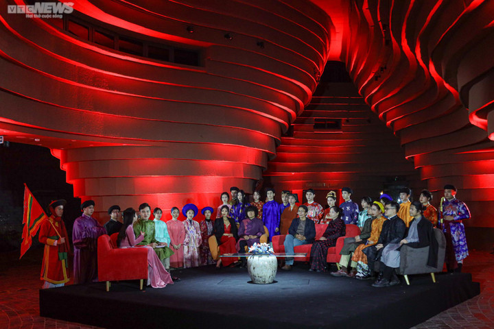 Á hậu Thảo Nhi xúc động chia sẻ niềm tự hào 'tôi người Việt Nam' - 1