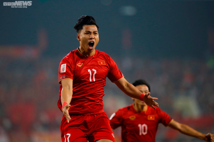 Trực tiếp bóng đá Việt Nam 2-2 Thái Lan: Văn Lâm cứu thua phút 95 - 2